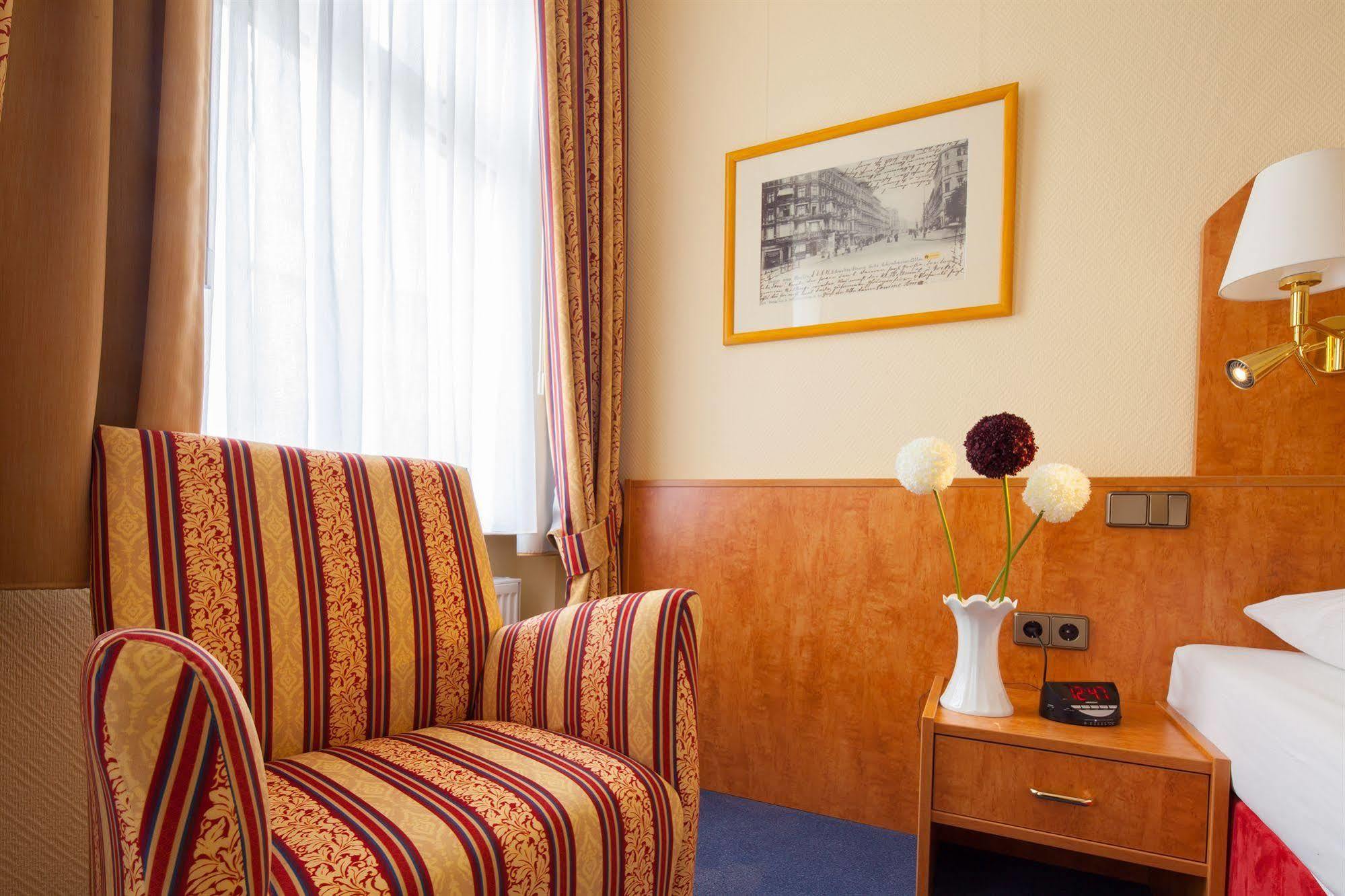 ברלין Hotel Kastanienhof מראה חיצוני תמונה